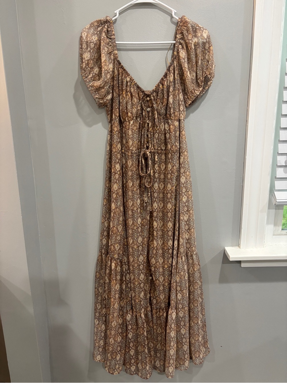 Moon River Puff Sleeve Tiered Maxi Dress S Boho Bohemian Neutral Paisley Gold